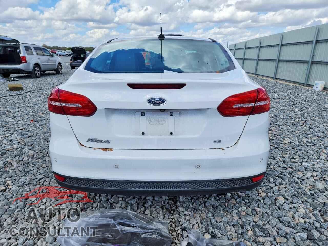 FORD FOCUS 2016 - 1FADP3F27GL314332