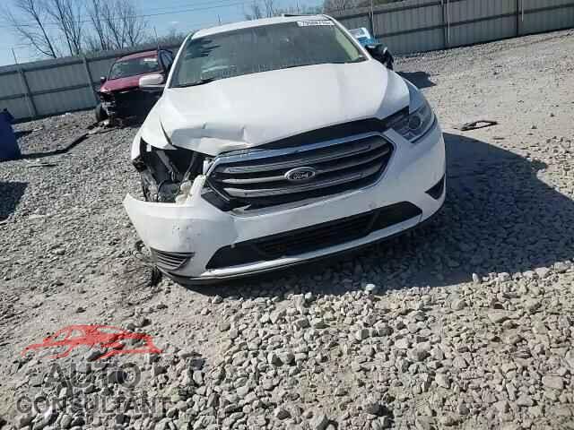 FORD TAURUS 2017 - 1FAHP2D82HG121440