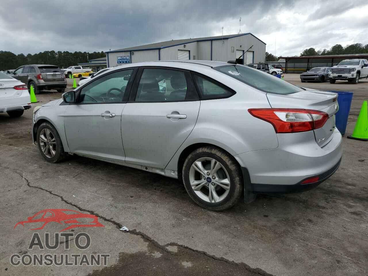 FORD FOCUS 2013 - 1FADP3F2XDL372883