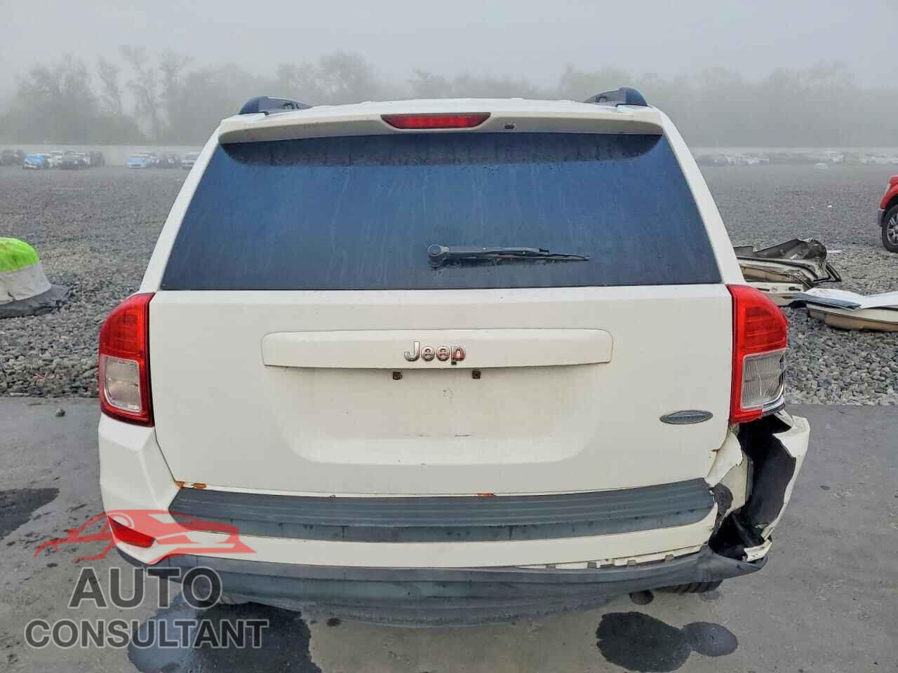 JEEP COMPASS 2011 - 1J4NT1FB3BD246235