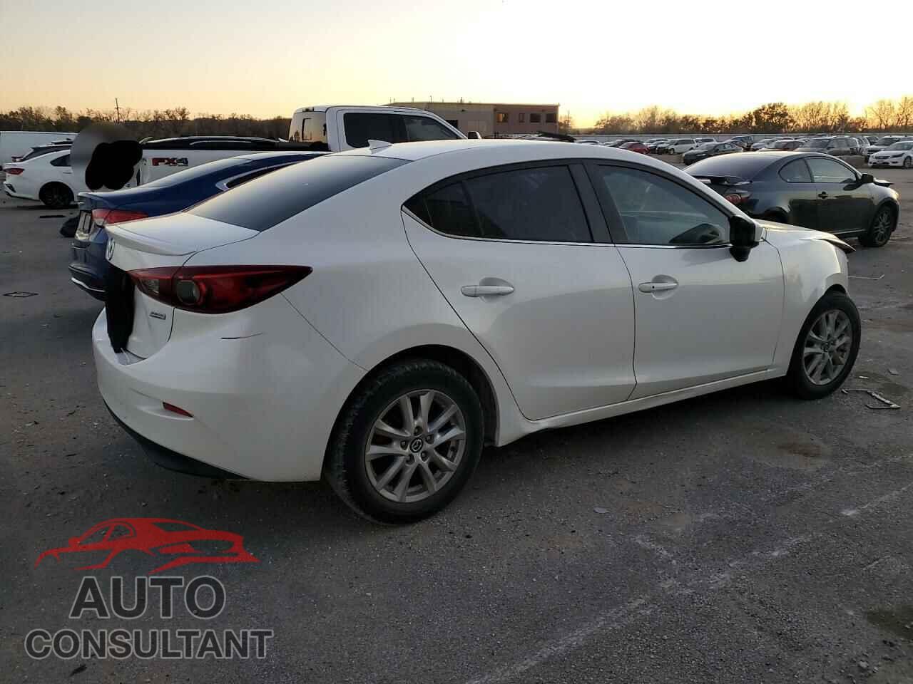 MAZDA 3 2015 - 3MZBM1V79FM148921