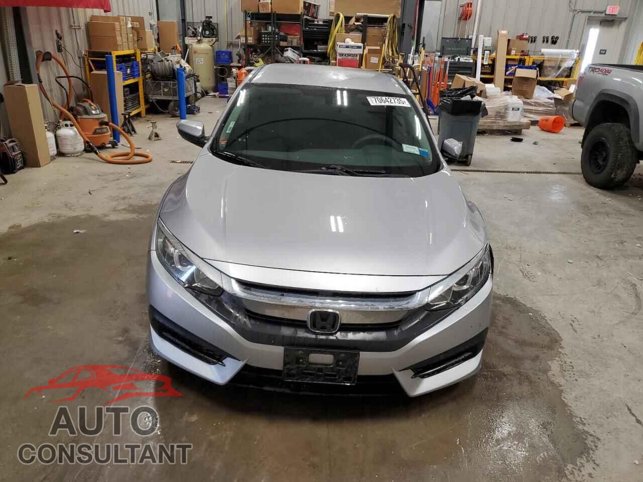 HONDA CIVIC 2016 - 19XFC2F55GE202544