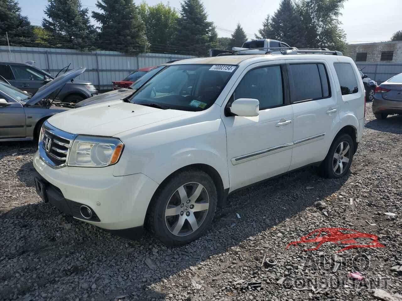 HONDA PILOT 2013 - 5FNYF4H94DB006516