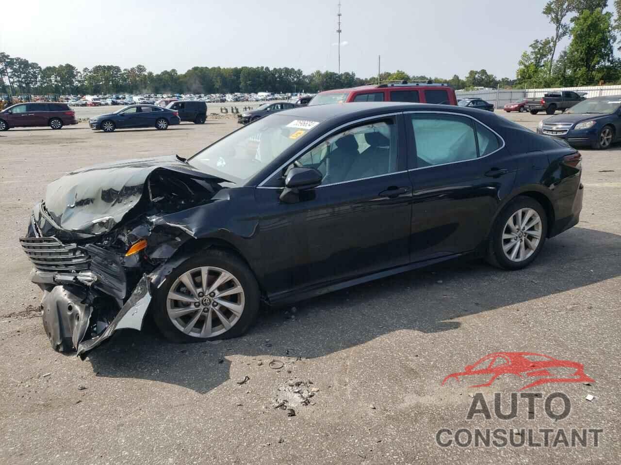 TOYOTA CAMRY 2021 - 4T1C11AK4MU441883