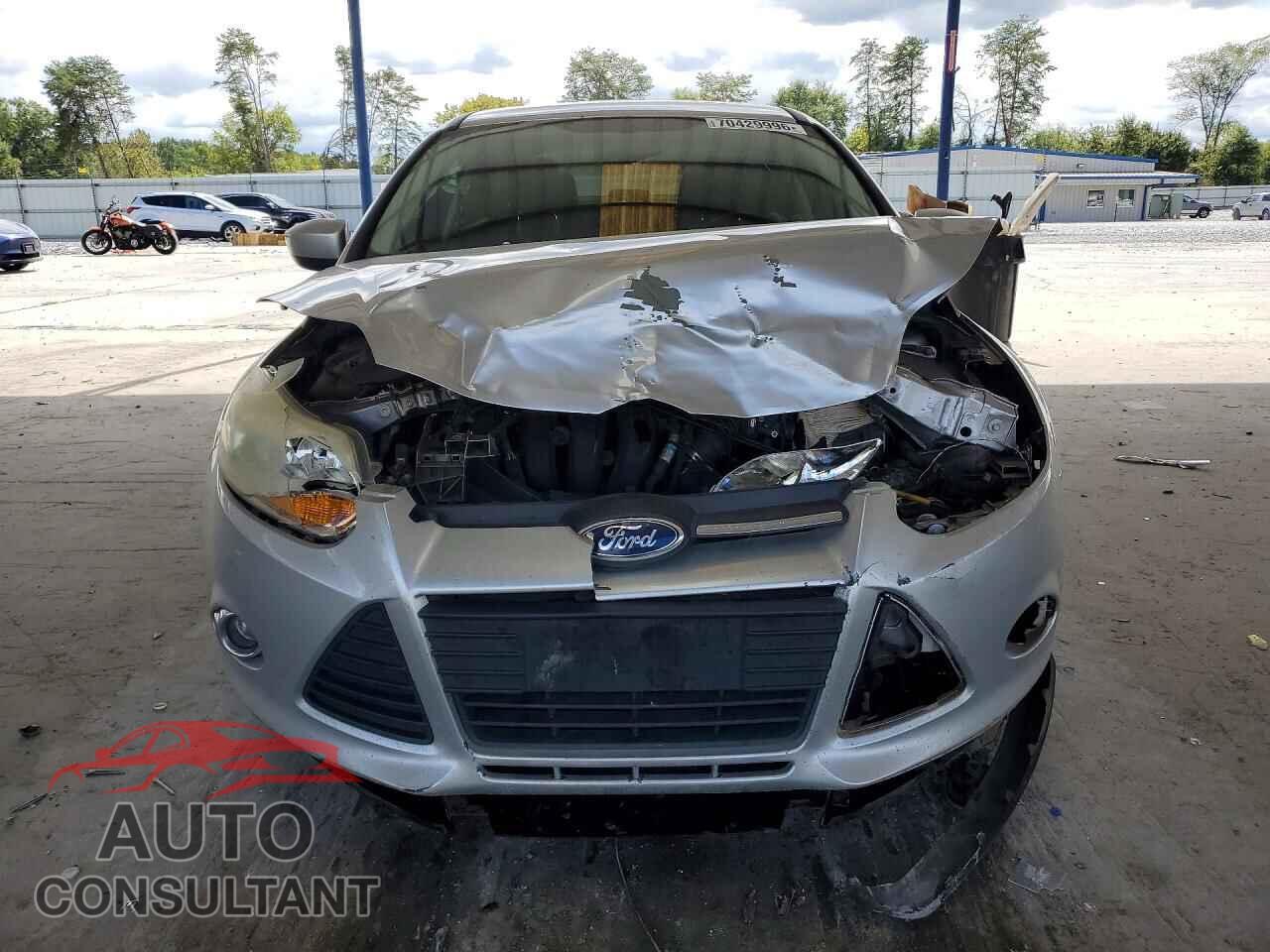 FORD FOCUS 2012 - 1FAHP3F28CL365544