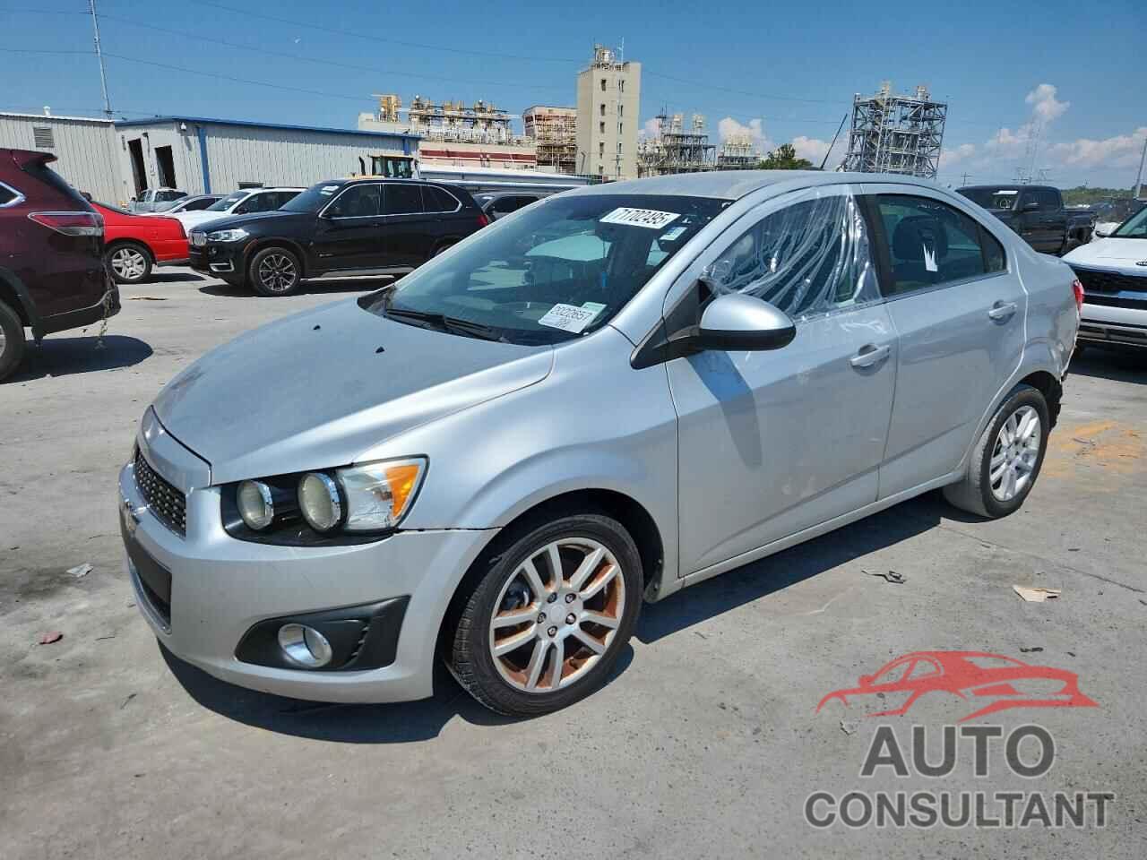 CHEVROLET SONIC 2015 - 1G1JC5SH1F4202335