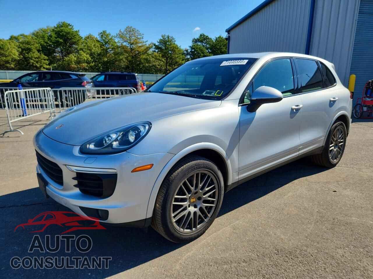 PORSCHE CAYENNE 2018 - WP1AA2A25JKA06295