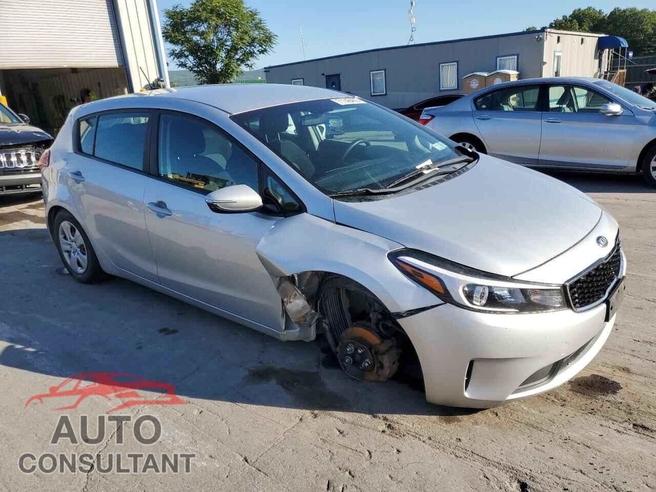 KIA FORTE 2017 - KNAFK5A87H5725452
