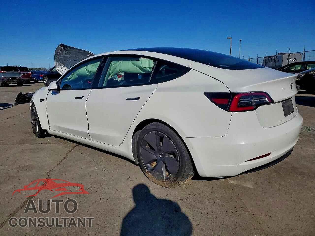 TESLA MODEL 3 2021 - 5YJ3E1EAXMF939475