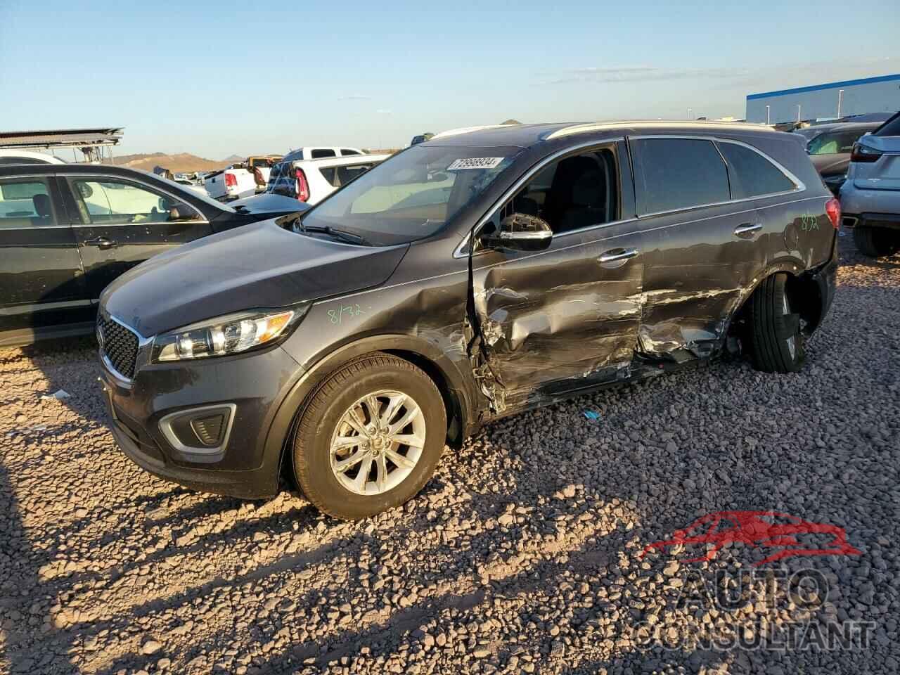 KIA SORENTO 2017 - 5XYPG4A34HG267951