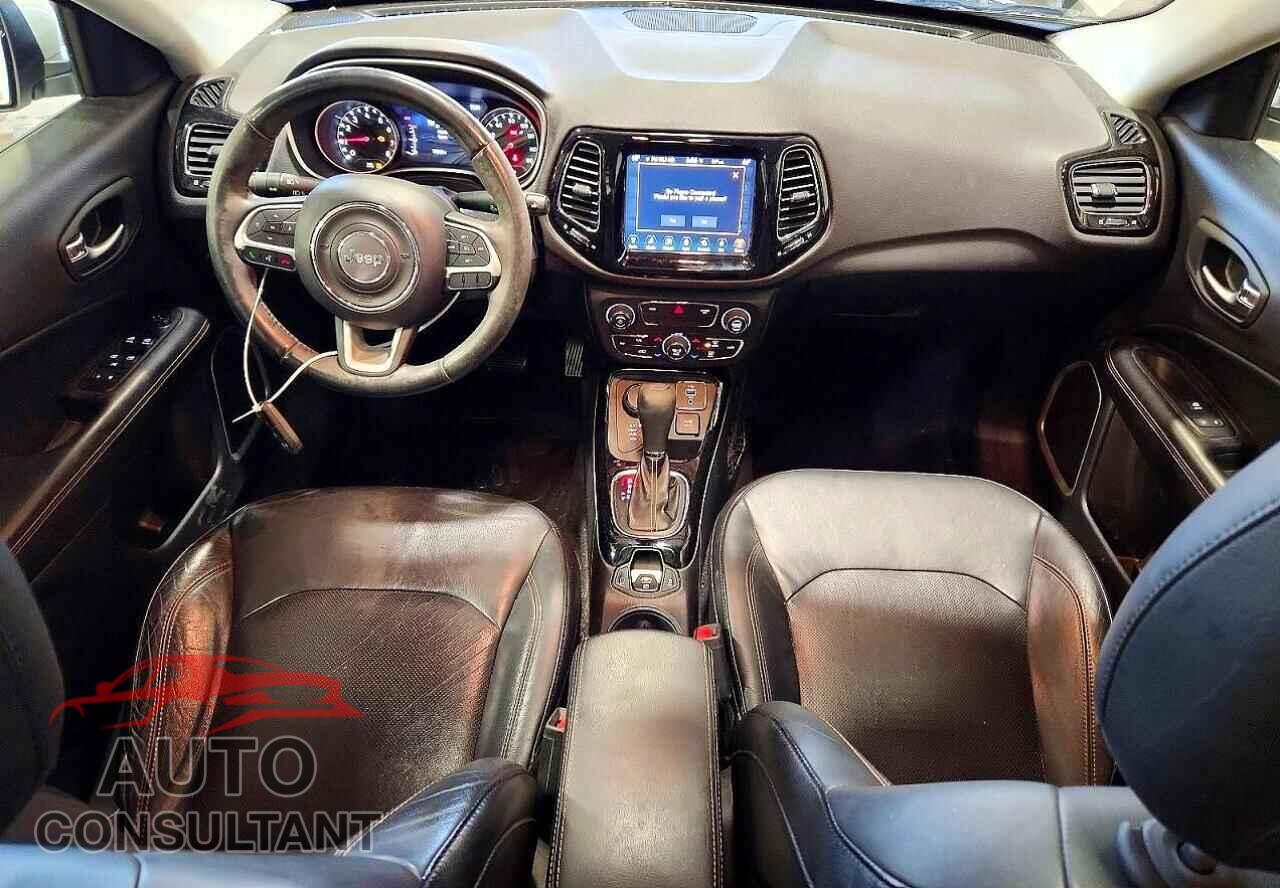 JEEP COMPASS 2017 - 3C4NJDCB9HT631903