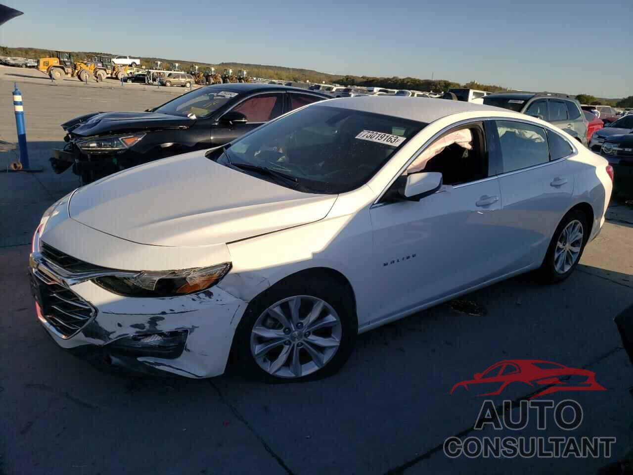 CHEVROLET MALIBU 2020 - 1G1ZD5ST7LF087227