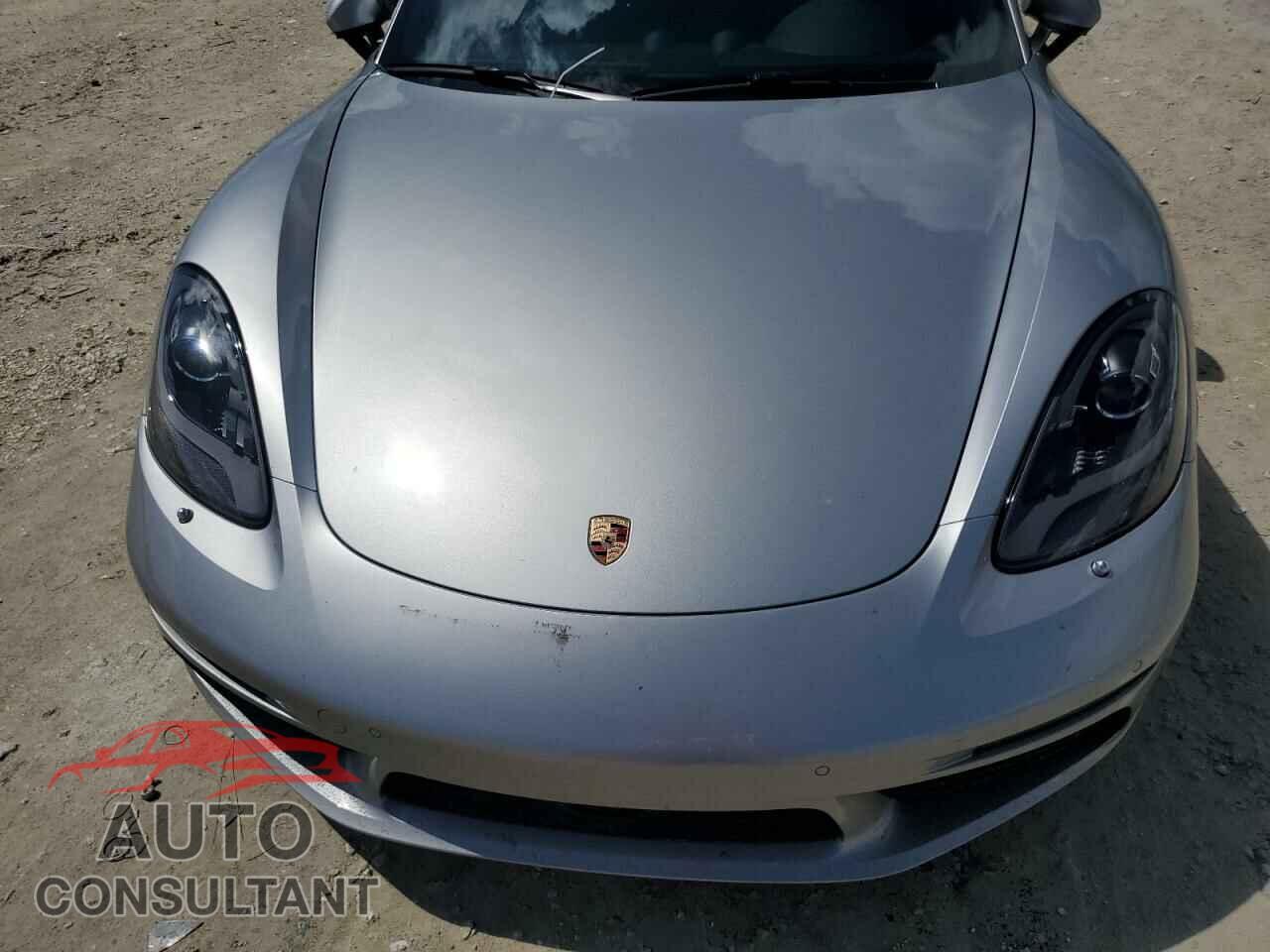 PORSCHE BOXSTER 2018 - WP0CA2A81JS210302