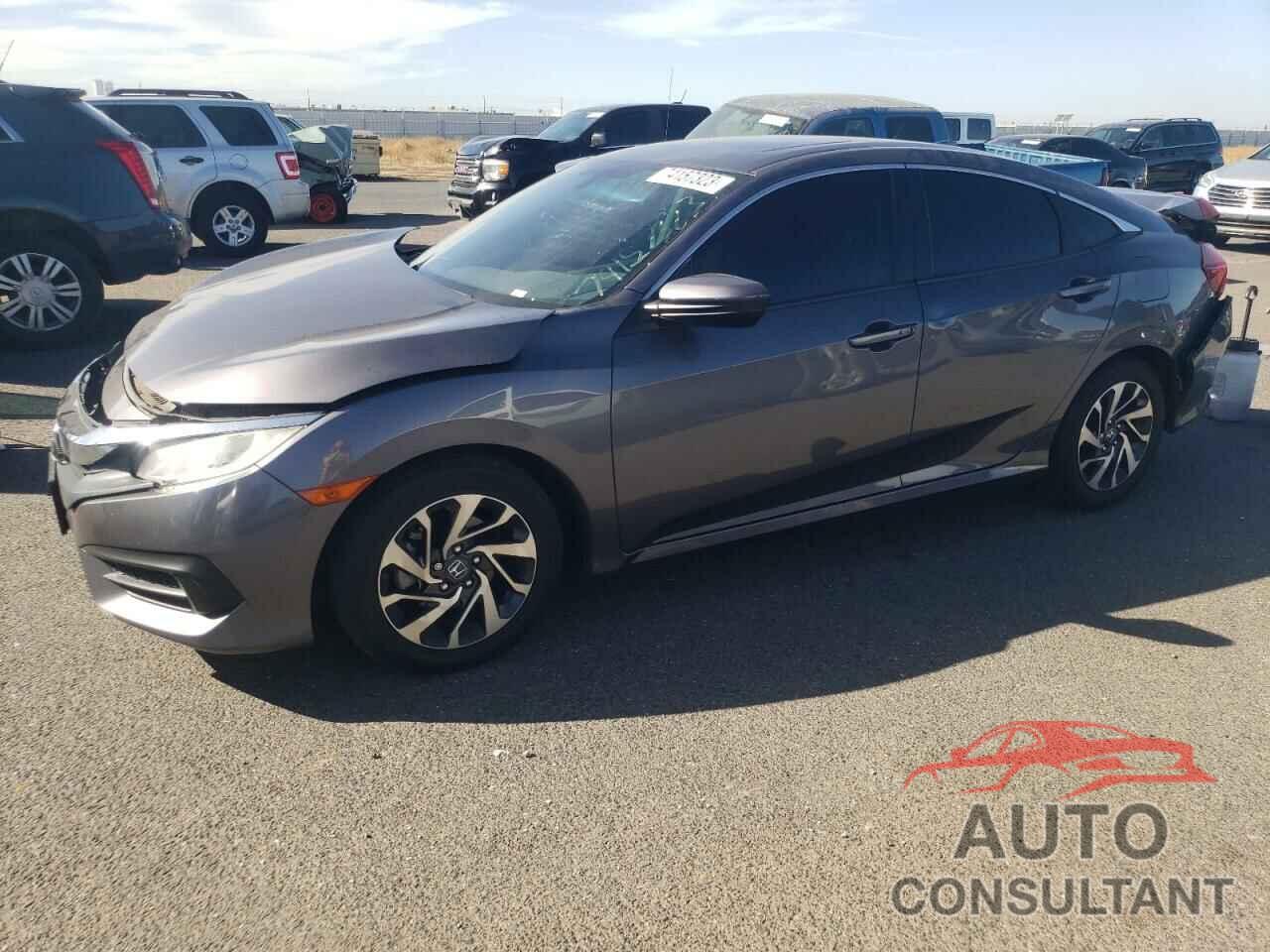 HONDA CIVIC 2018 - 2HGFC2F76JH524432