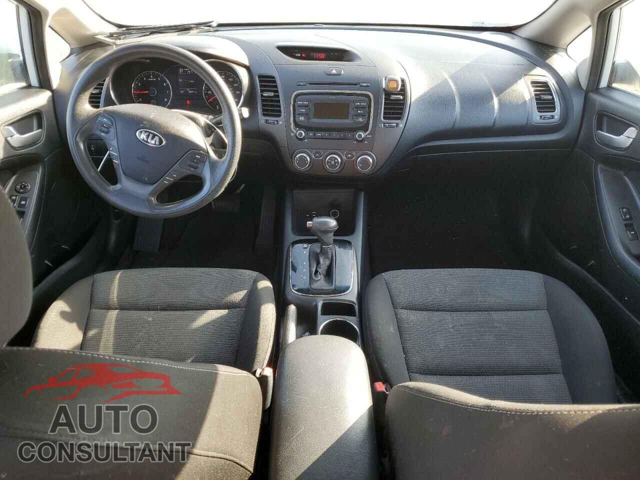 KIA FORTE 2017 - 3KPFK4A72HE032359