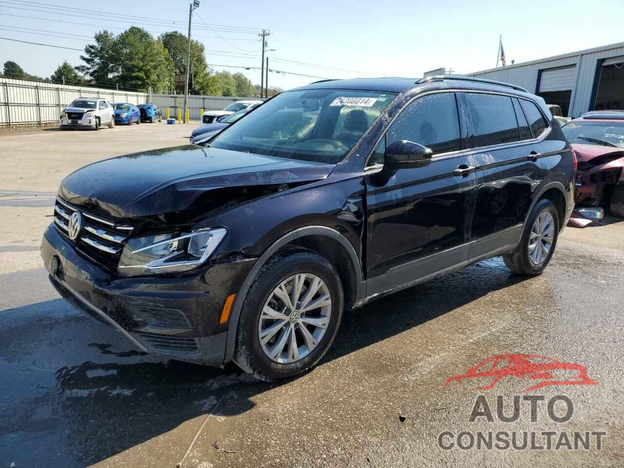 VOLKSWAGEN TIGUAN 2018 - 3VV1B7AX1JM046939