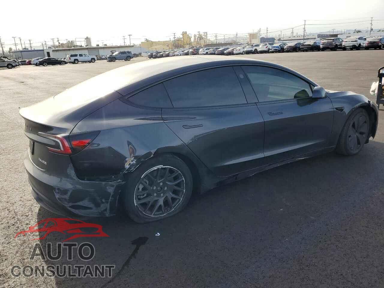 TESLA MODEL 3 2024 - 5YJ3E1EB6RF797724