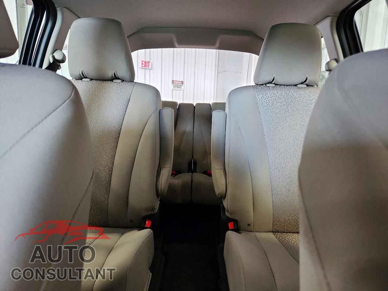 MAZDA 5 2012 - JM1CW2CL4C0133409