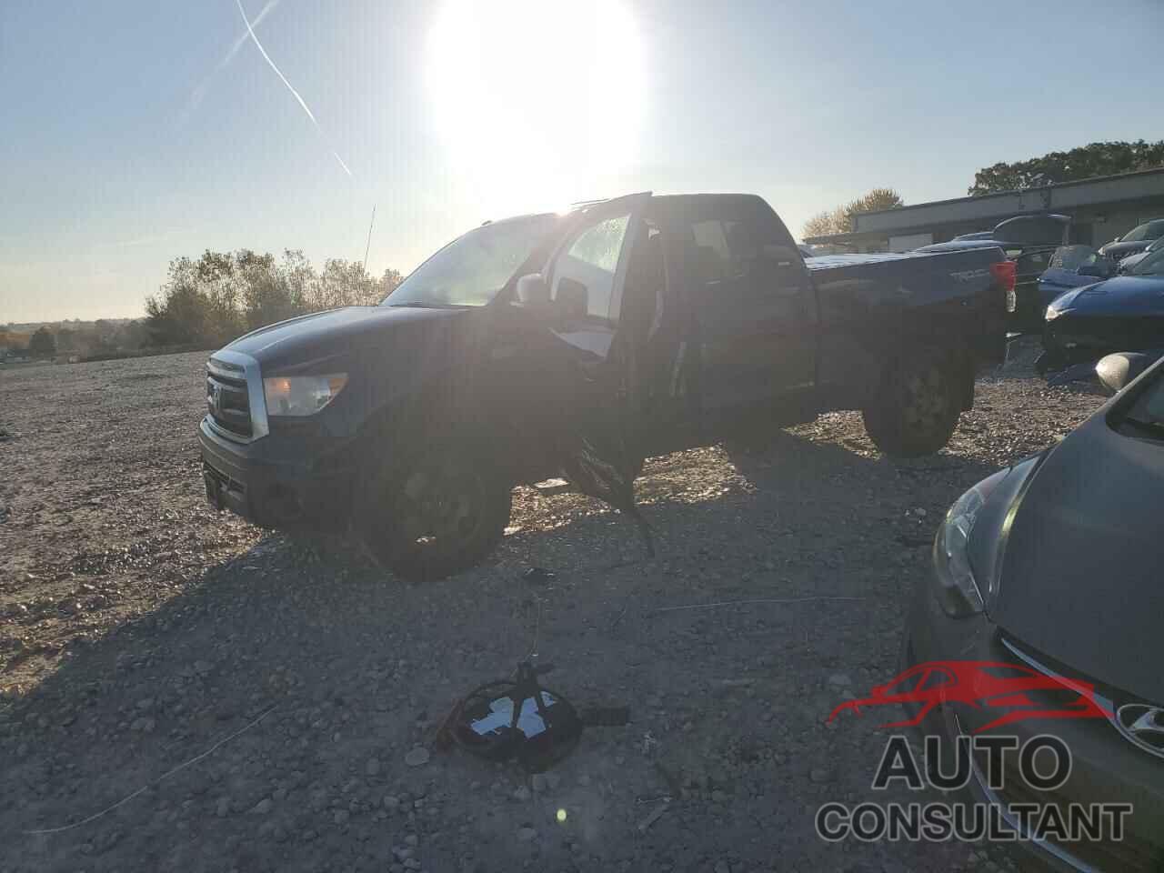 TOYOTA TUNDRA 2012 - 5TFUY5F10CX248736