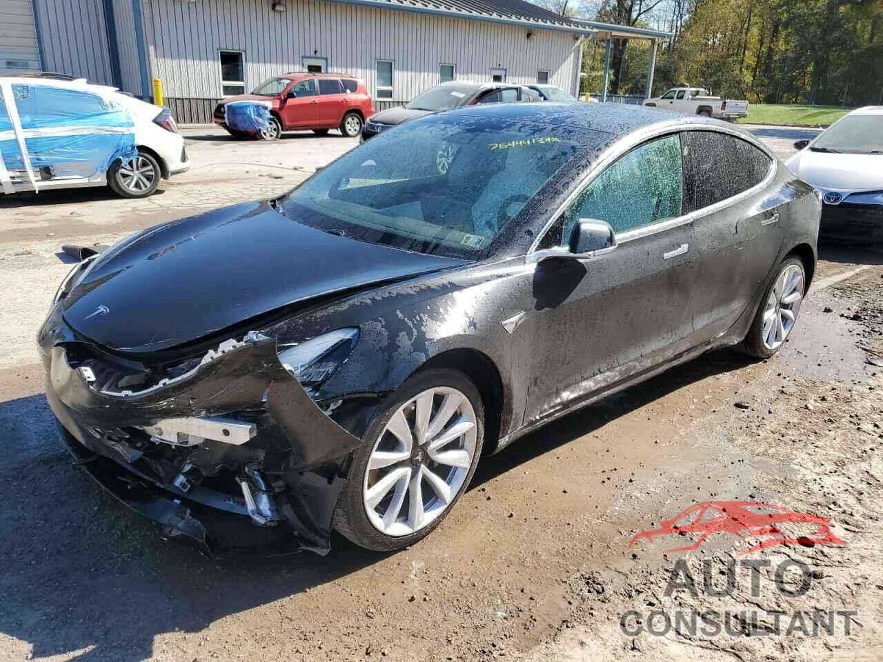 TESLA MODEL 3 2020 - 5YJ3E1EB1LF622711