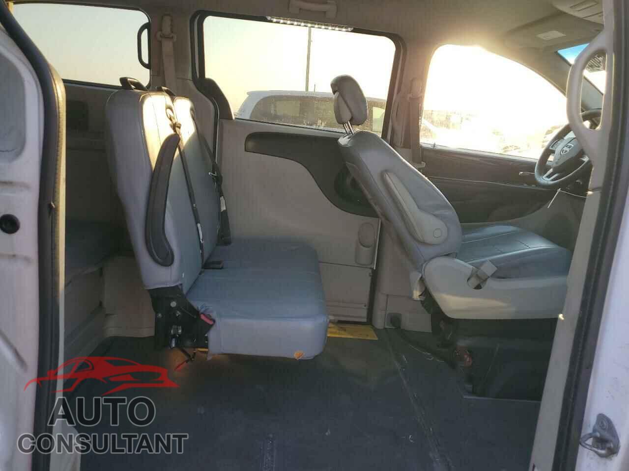 DODGE CARAVAN 2017 - 2C4RDGBG0HR776502