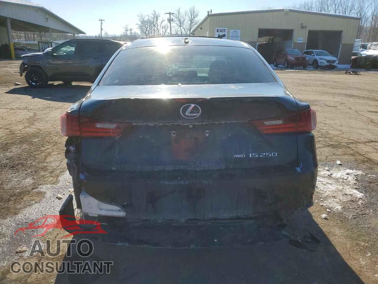 LEXUS IS 2015 - JTHCF1D29F5025986