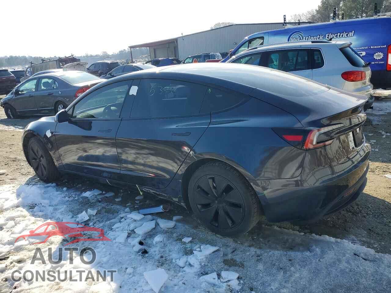 TESLA MODEL 3 2024 - 5YJ3E1EA3RF759651