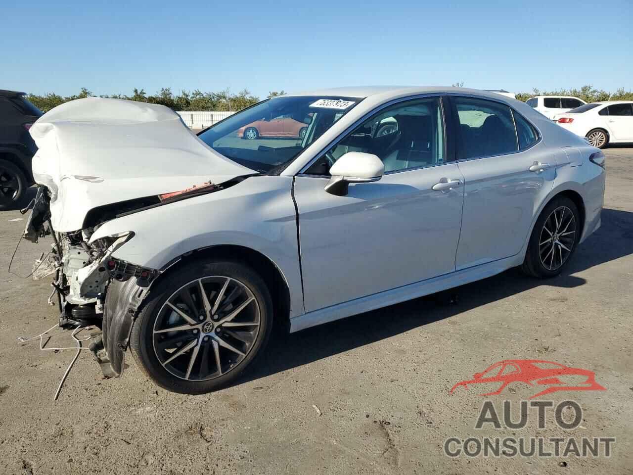 TOYOTA CAMRY 2023 - 4T1G11AK0PU104410