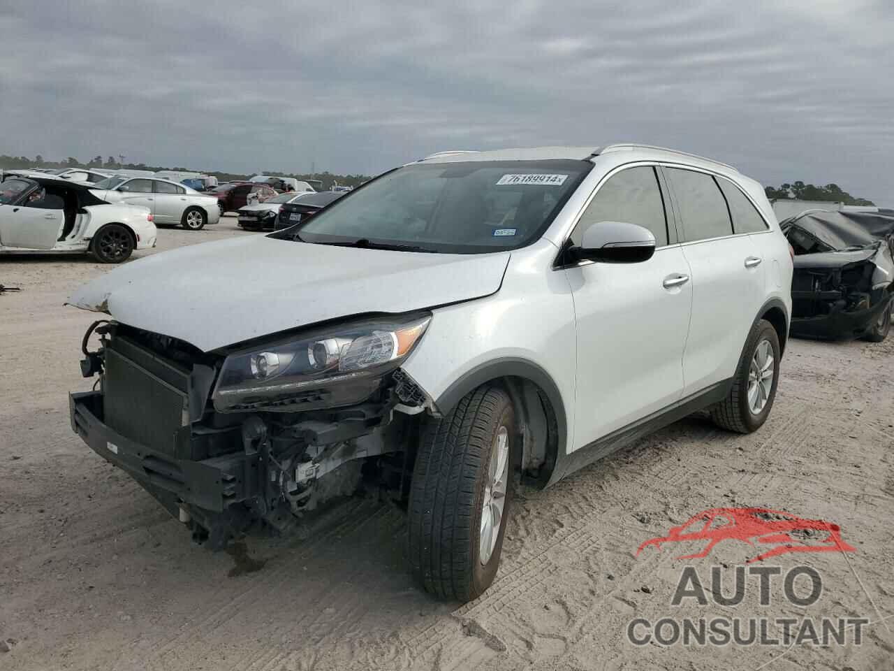 KIA SORENTO 2019 - 5XYPG4A36KG437394