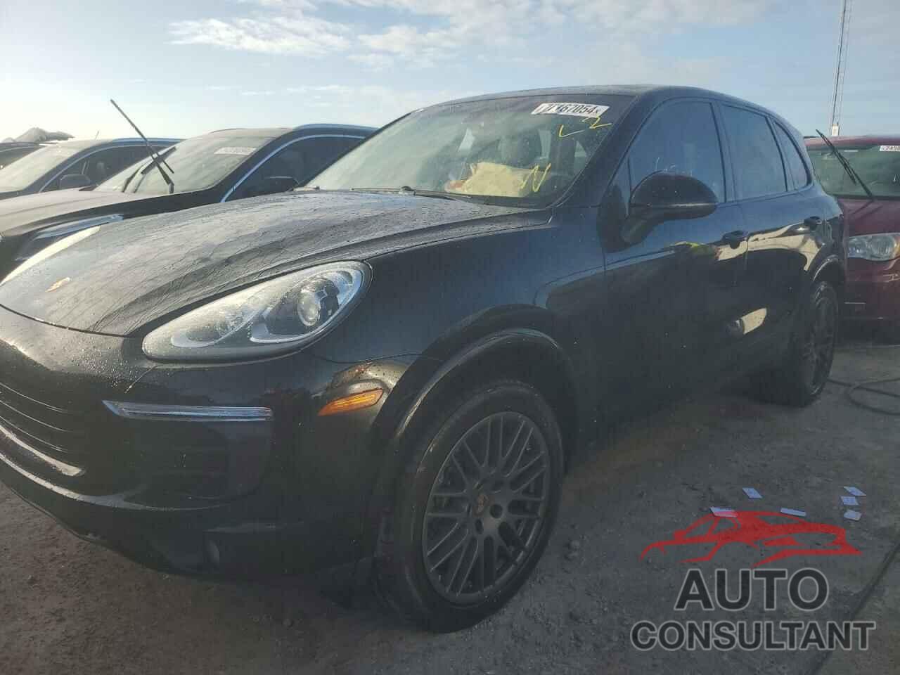 PORSCHE CAYENNE 2018 - WP1AA2A22JKA05590