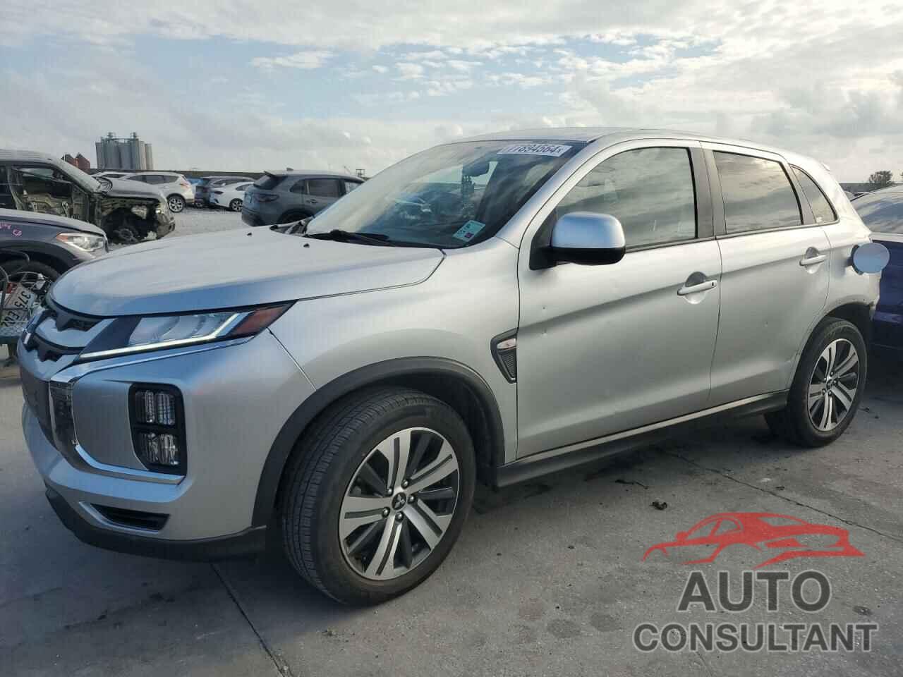 MITSUBISHI OUTLANDER 2021 - JA4APUAU2MU028996