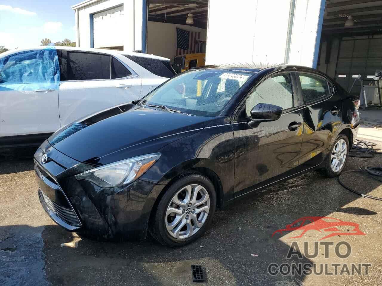 TOYOTA YARIS 2018 - 3MYDLBYV9JY301671