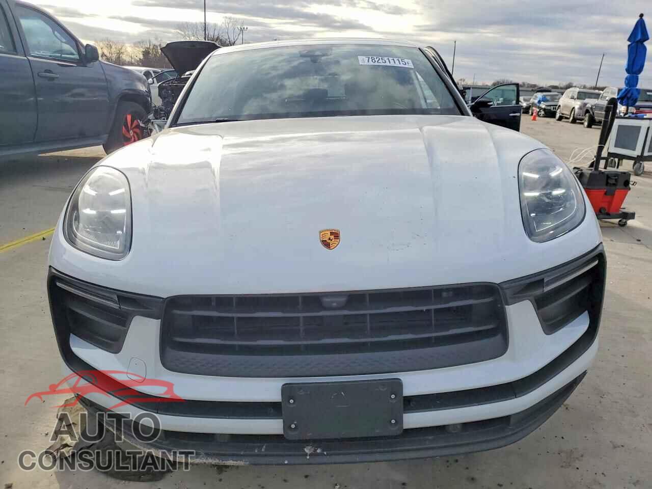 PORSCHE MACAN 2022 - WP1AA2A59NLB04434