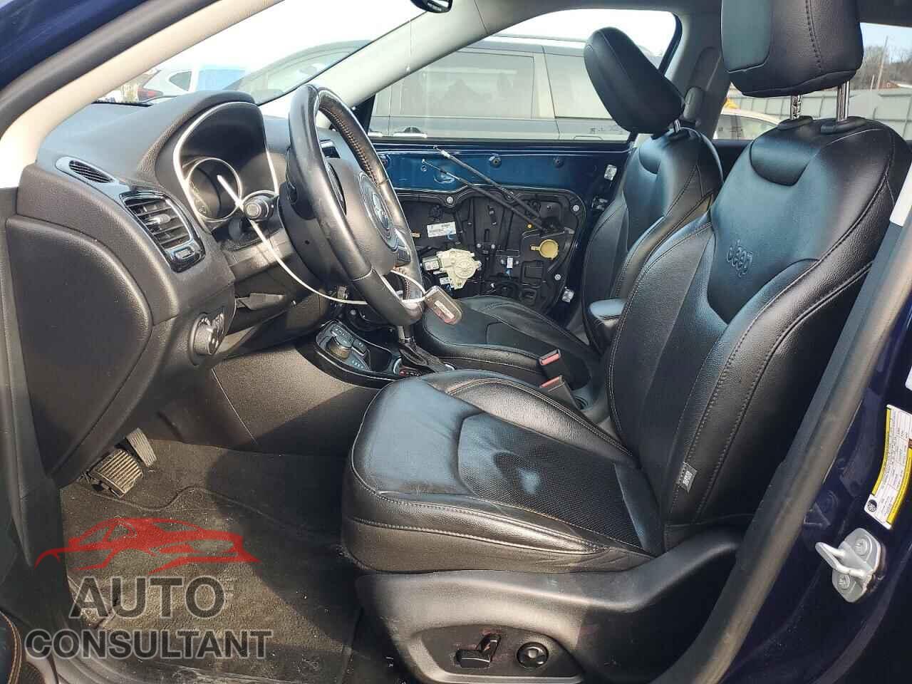 JEEP COMPASS 2018 - 3C4NJDCB8JT392995