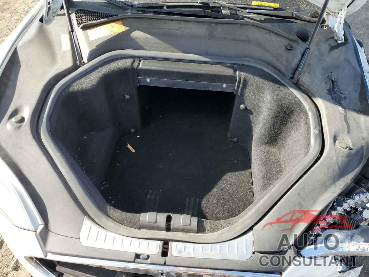 TESLA MODEL S 2013 - 5YJSA1CN1DFP11636