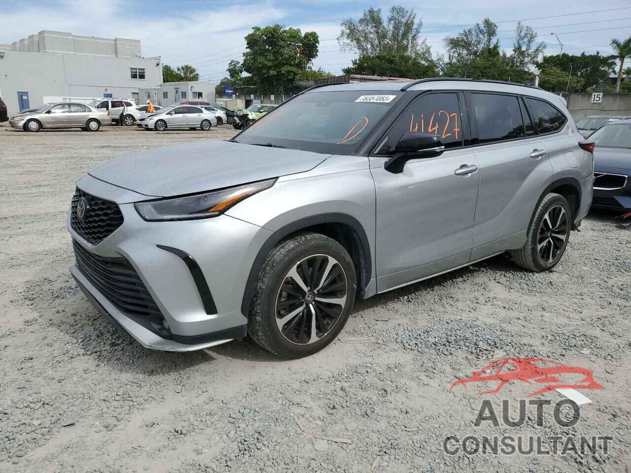 TOYOTA HIGHLANDER 2021 - 5TDLZRAH3MS089500