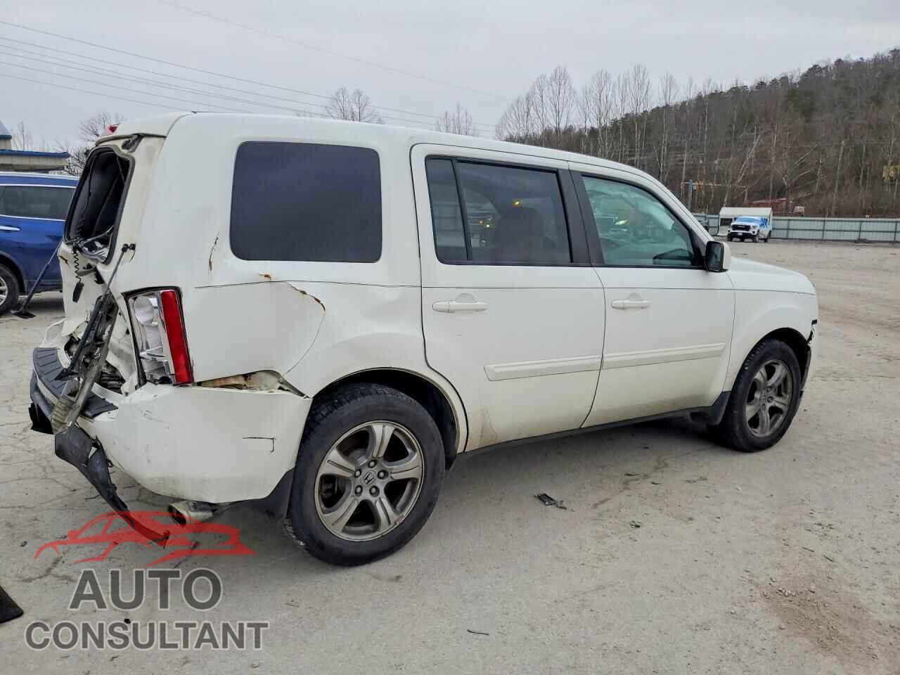 HONDA PILOT 2013 - 5FNYF4H57DB006913