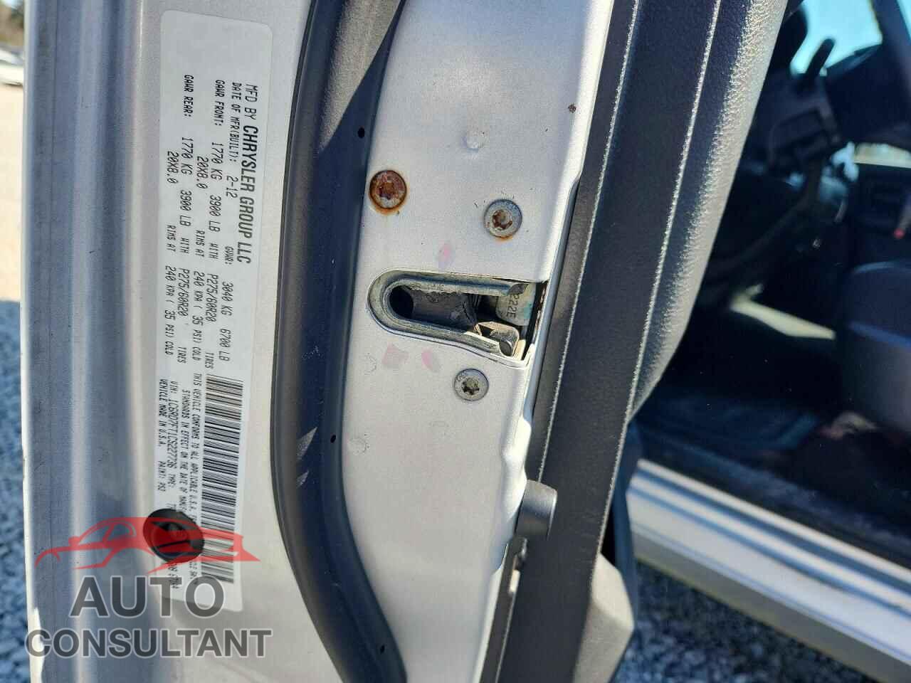 DODGE RAM 1500 2012 - 1C6RD7FT1CS227736