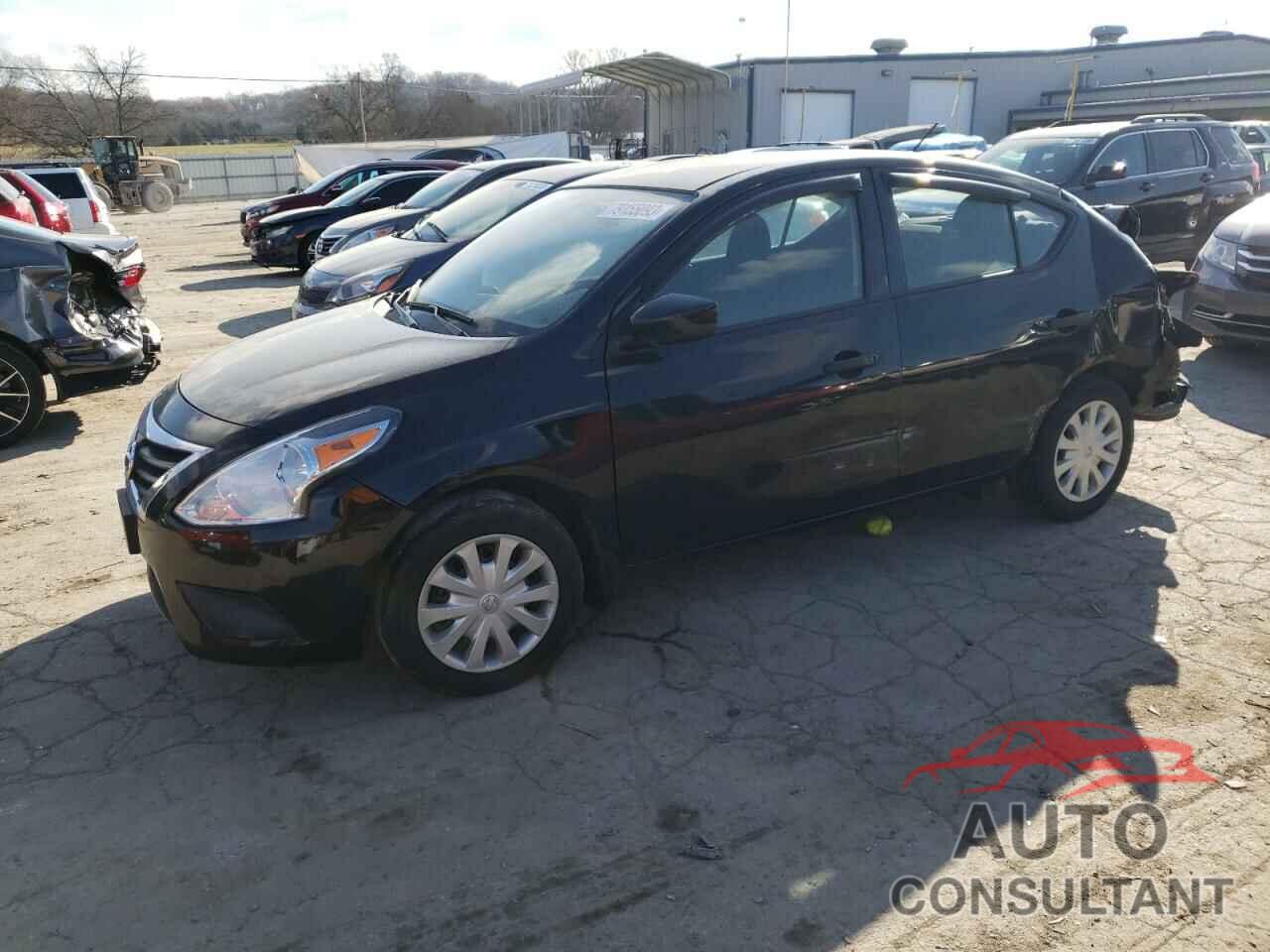 NISSAN VERSA 2017 - 3N1CN7AP1HL908011