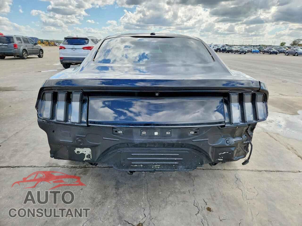 FORD MUSTANG 2017 - 1FA6P8CF8H5272434