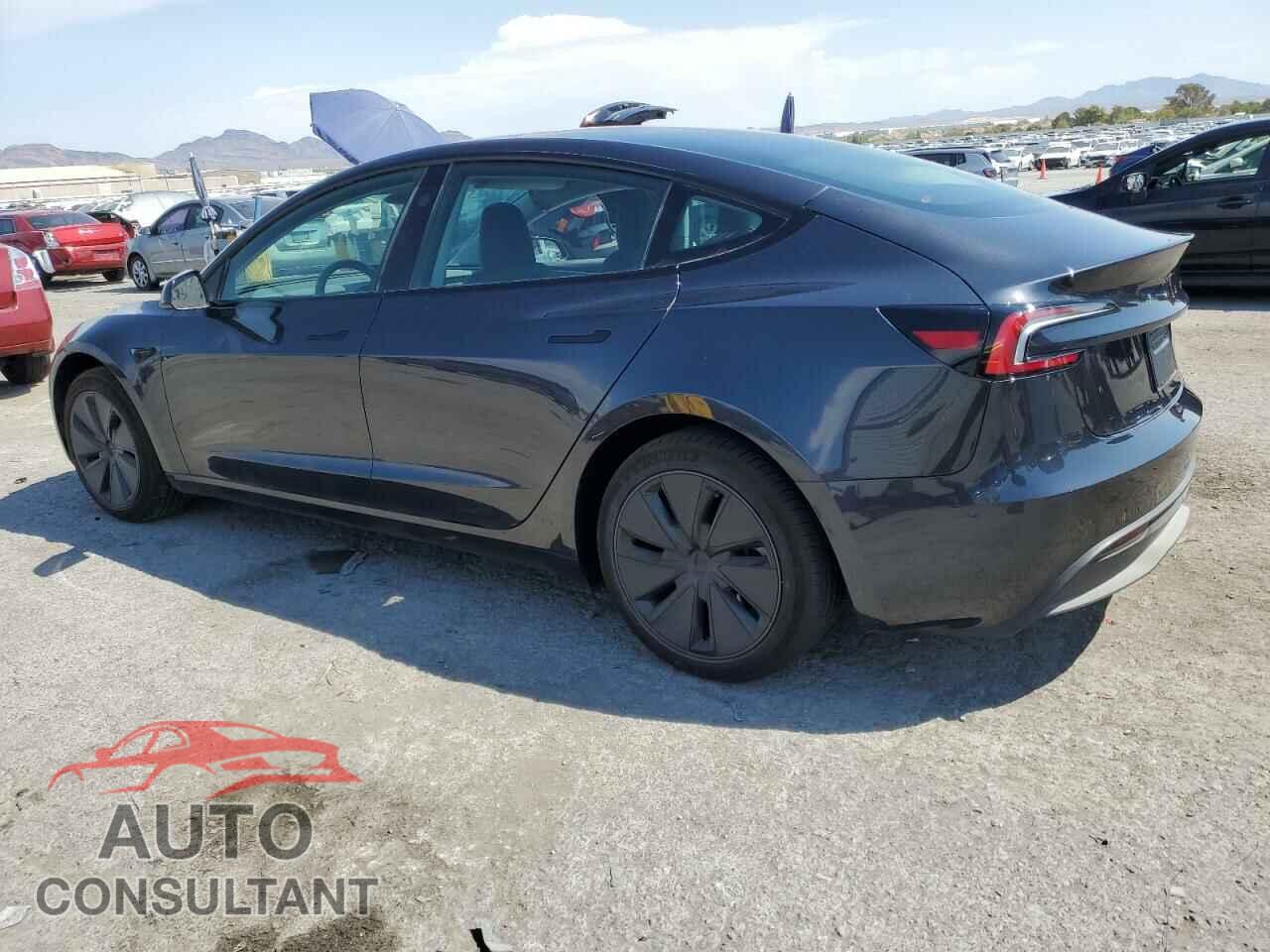 TESLA MODEL 3 2024 - 5YJ3E1EA3RF784534