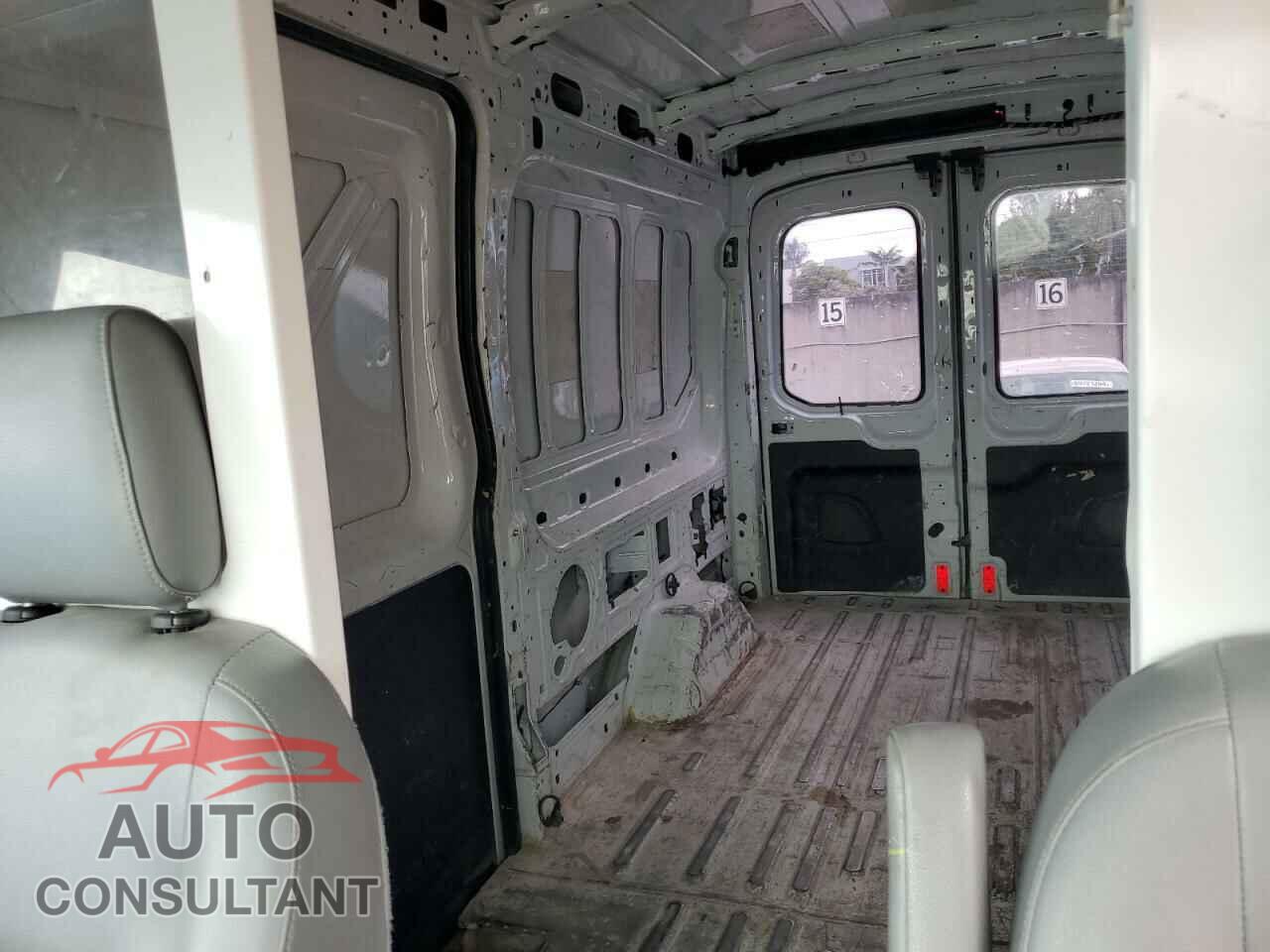 FORD TRANSIT 2017 - 1FTYR2CM1HKB34020