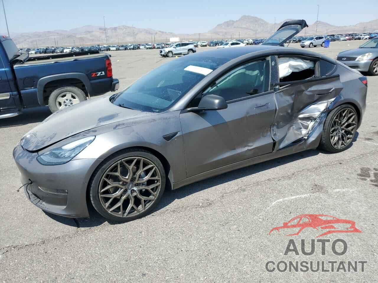 TESLA MODEL 3 2018 - 5YJ3E1EA1JF045375