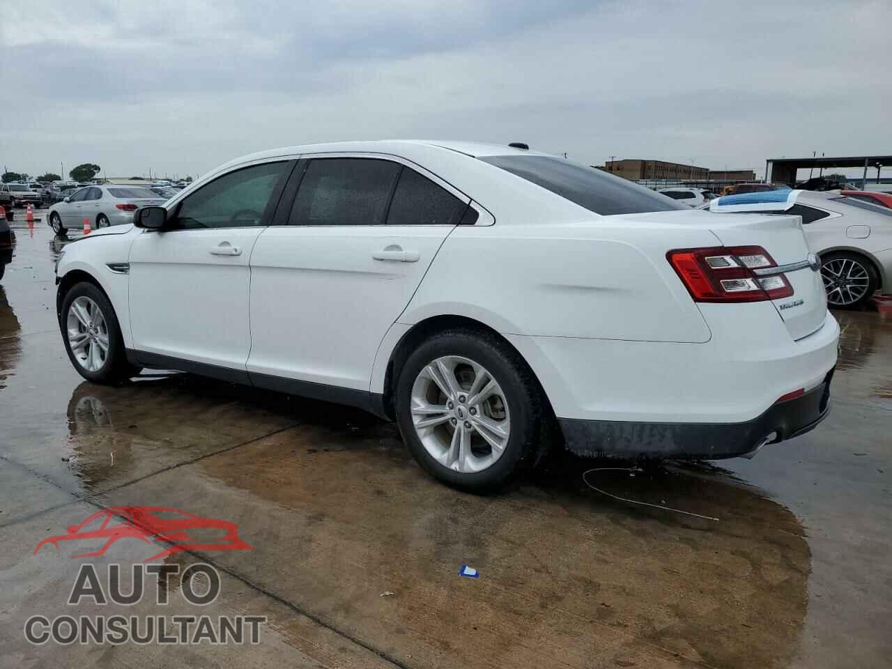 FORD TAURUS 2017 - 1FAHP2D87HG143207