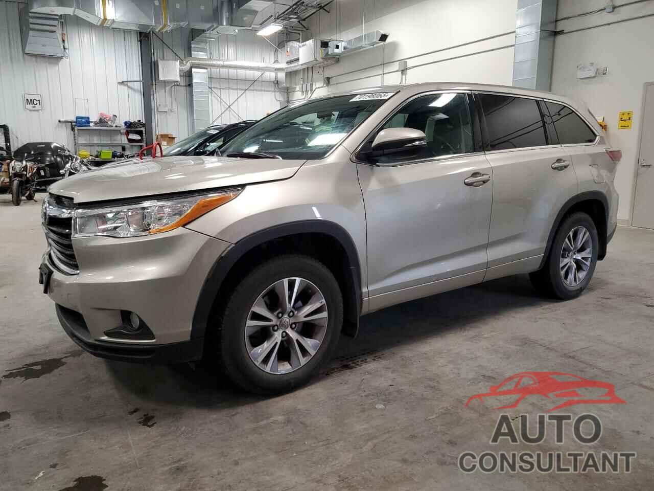 TOYOTA HIGHLANDER 2015 - 5TDBKRFHXFS157139