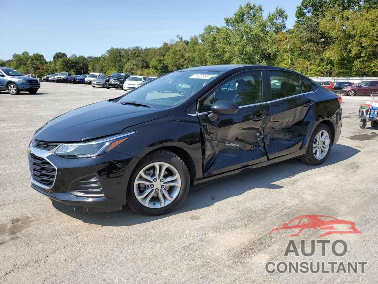 CHEVROLET CRUZE 2019 - 1G1BE5SM2K7143929