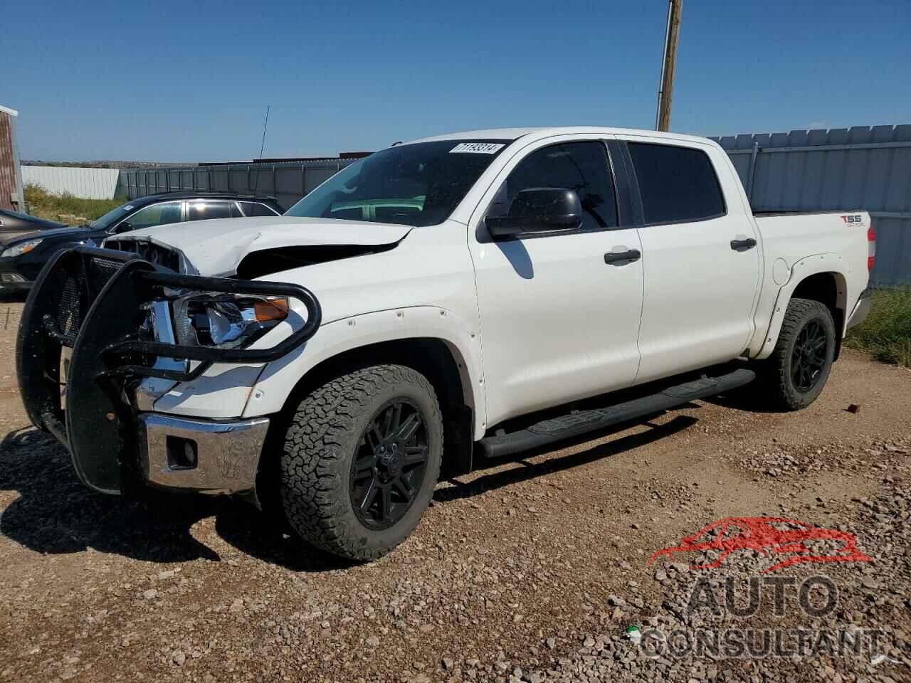 TOYOTA TUNDRA 2018 - 5TFDW5F12JX757987