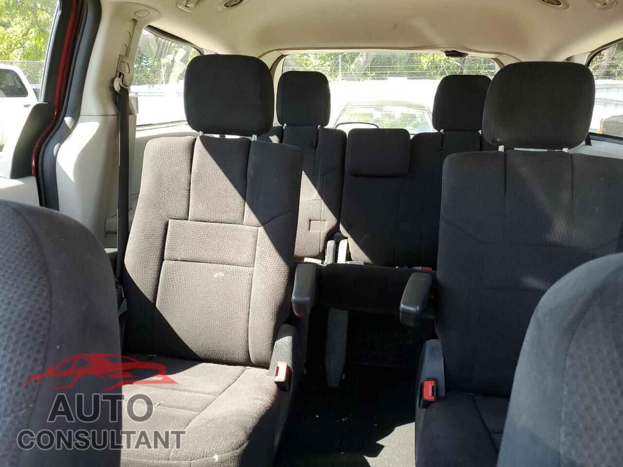 DODGE CARAVAN 2011 - 2D4RN4DG8BR685500