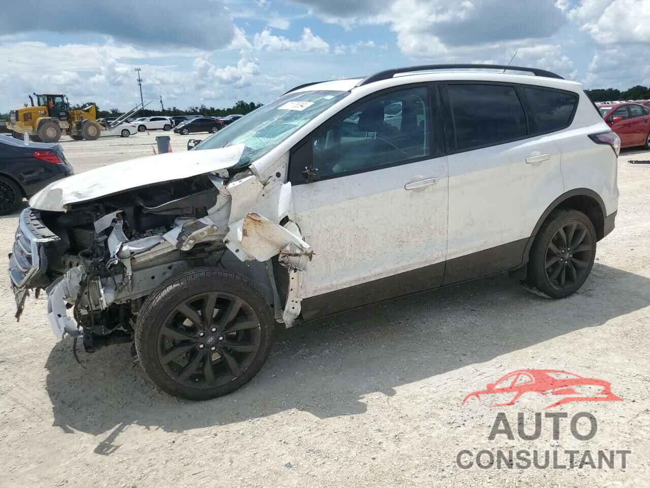 FORD ESCAPE 2017 - 1FMCU0GD9HUB27159