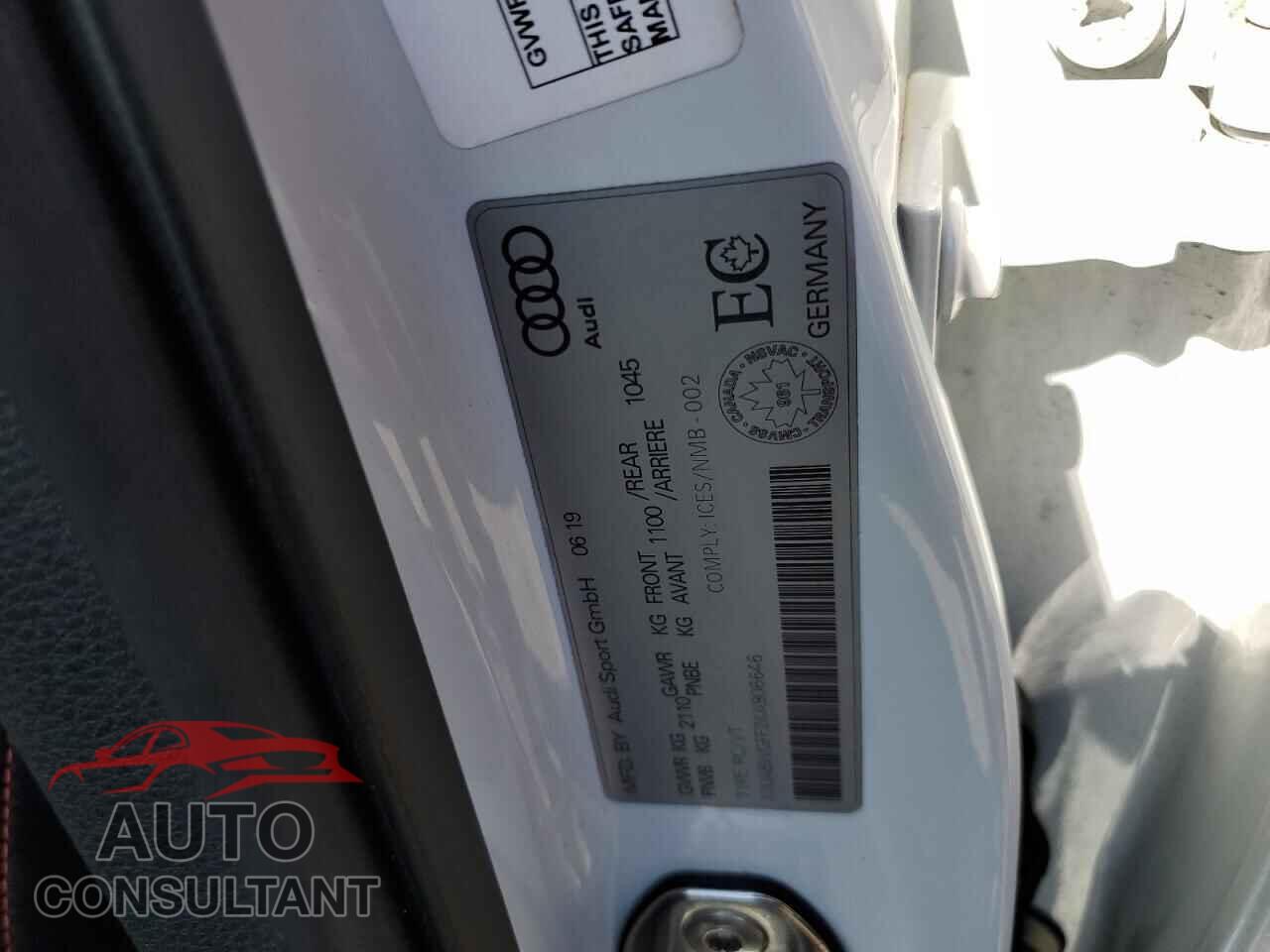 AUDI RS3 2019 - WUABWGFF2KA906646